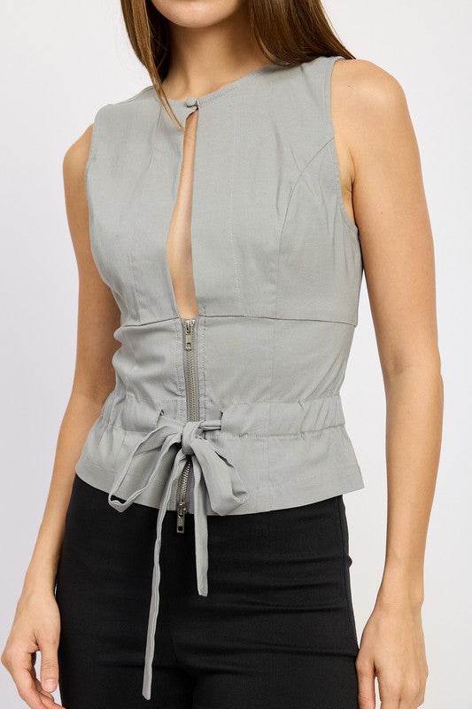 SLEEVELESS TOP WITH FRONT CUTOUT - Akana Style