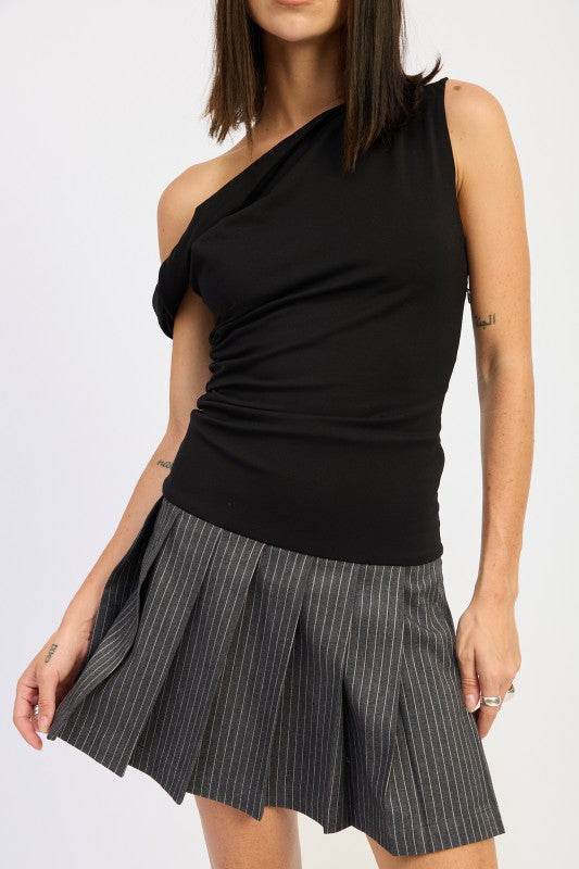 CONTRASTED OFF SHOULDER MINI DRESS - Akana Style