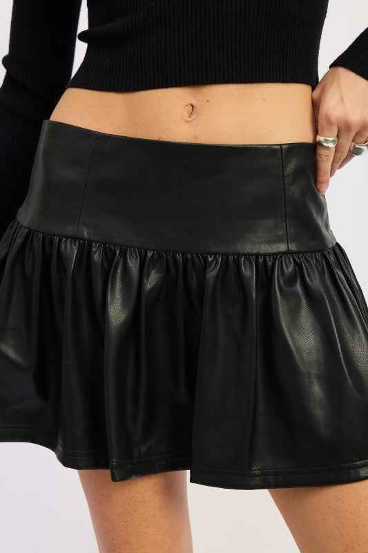 MINI LEATHER RUFFLE SKORT