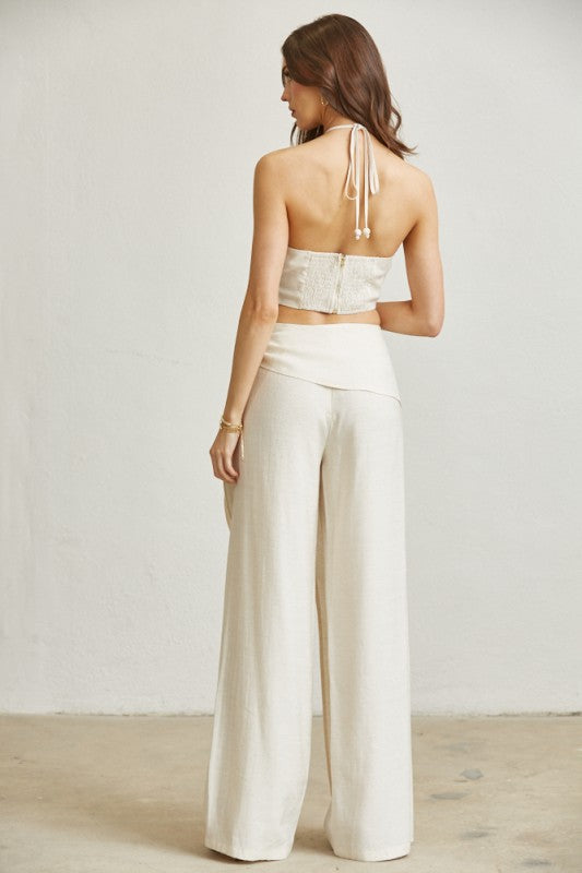 Leila set
