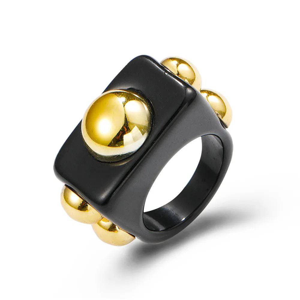 Black resin ring