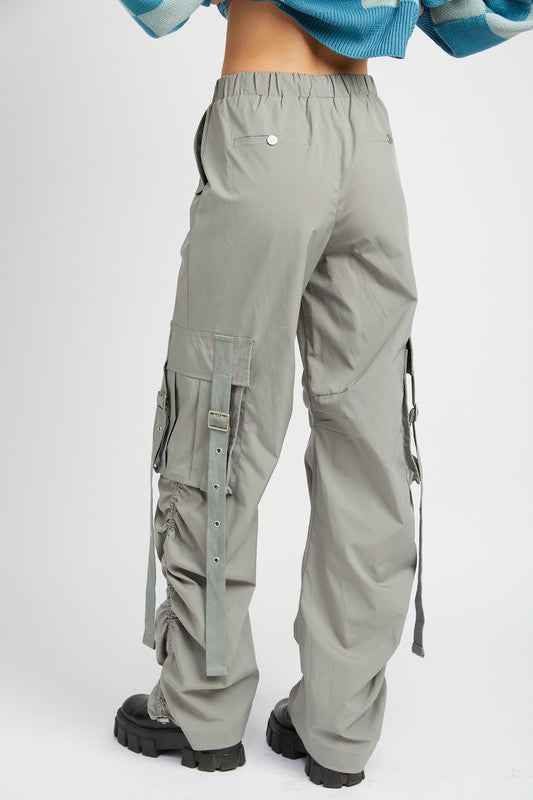 CARGO PARACHUTE PANTS - Akana Style