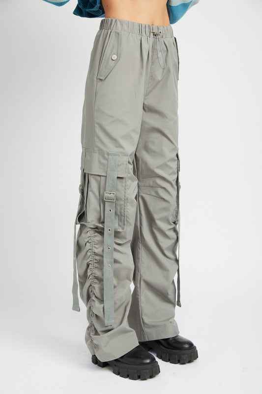 CARGO PARACHUTE PANTS - Akana Style