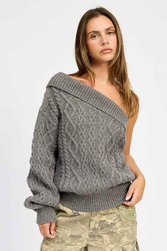 OVERSIZED ONE SHOULDER SWEATER - Akana Style