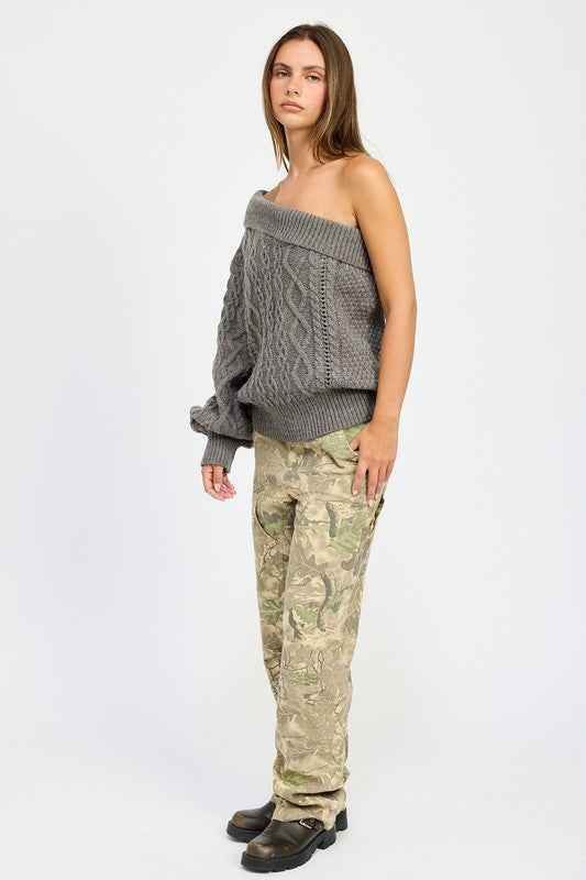 OVERSIZED ONE SHOULDER SWEATER - Akana Style