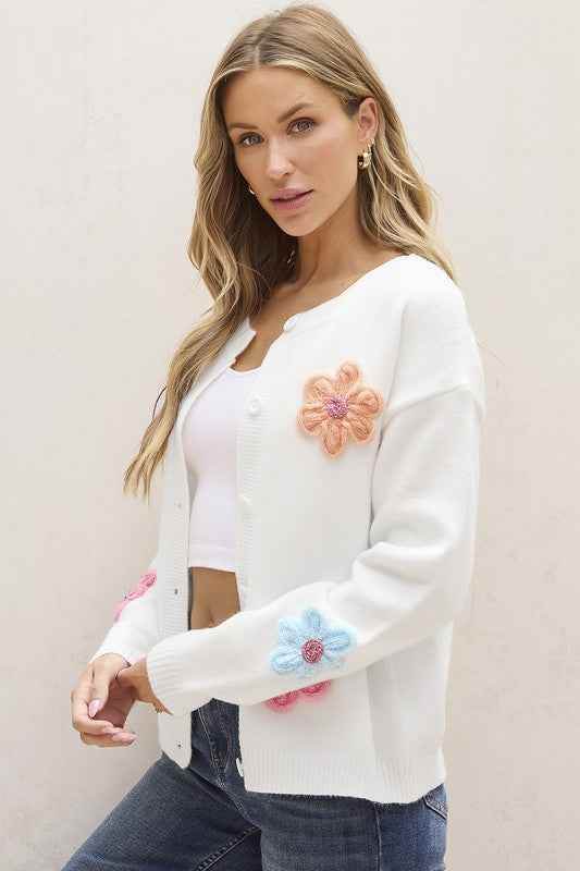 Cute Flower Cardigan: Stylish Button-Up Cardigan with Charming Floral Pattern - Akana Style