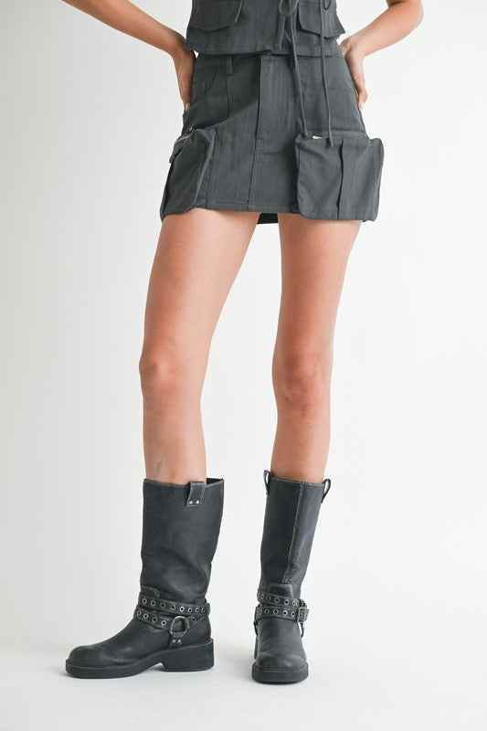 EXPOSED CARGO POCKET MINI SKIRT - Akana Style