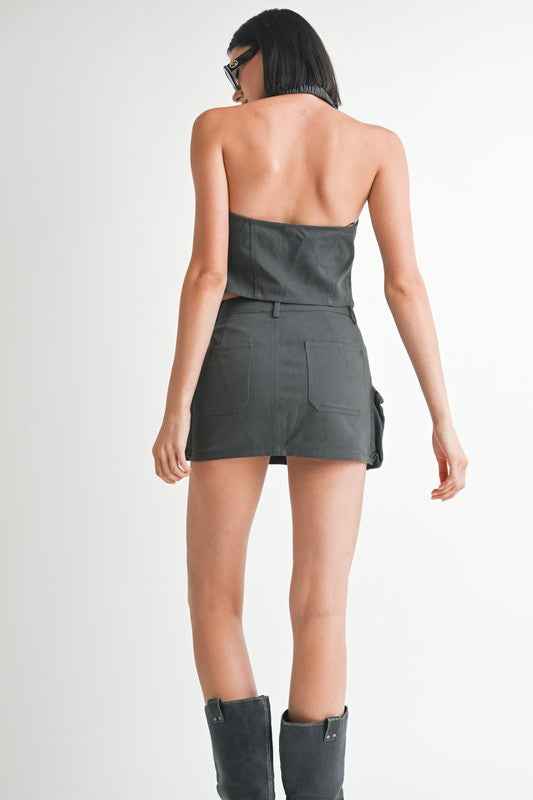 Wrapped Halter Neck Top - Stylish and Versatile for Any Occasion - Akana