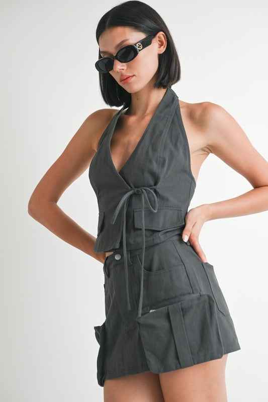 Wrapped Halter Neck Top - Stylish and Versatile for Any Occasion - Akana