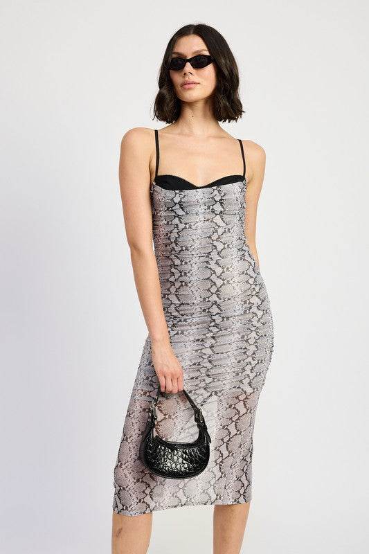 RUCHED BODYCON MIDI DRESS - Akana Style