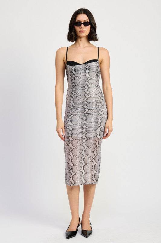 RUCHED BODYCON MIDI DRESS - Akana Style