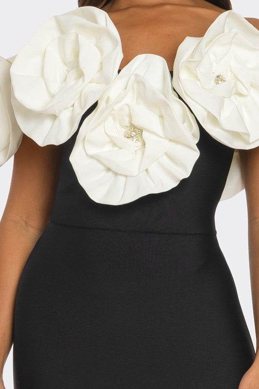 Sculpted Floral Gown with Elegant Applique Design - Akana Style