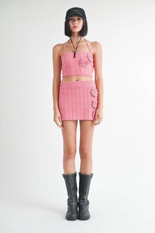 HALTER NECK KNITTED CROPPED TOP - Akana Style