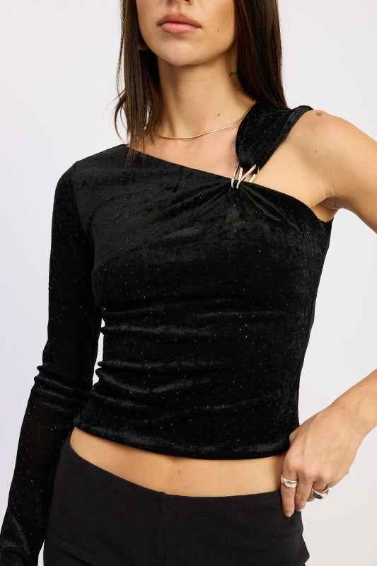 ONE SHOULDER TOP WITH HARDWARE DETAIL