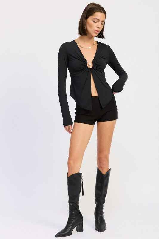 LONG SLEEVE FRONT RING RUCHED TOP