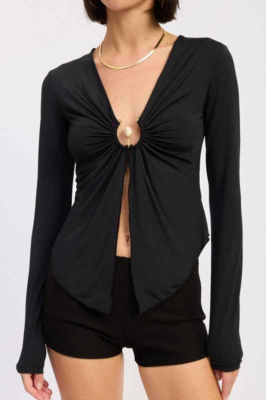 LONG SLEEVE FRONT RING RUCHED TOP
