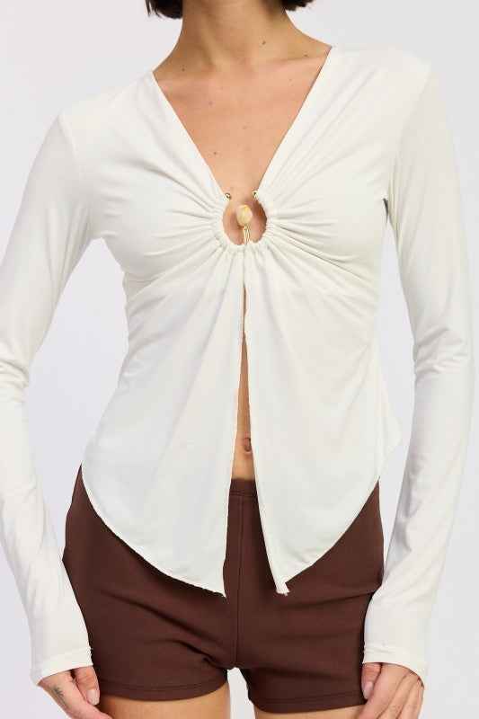 LONG SLEEVE FRONT RING RUCHED TOP
