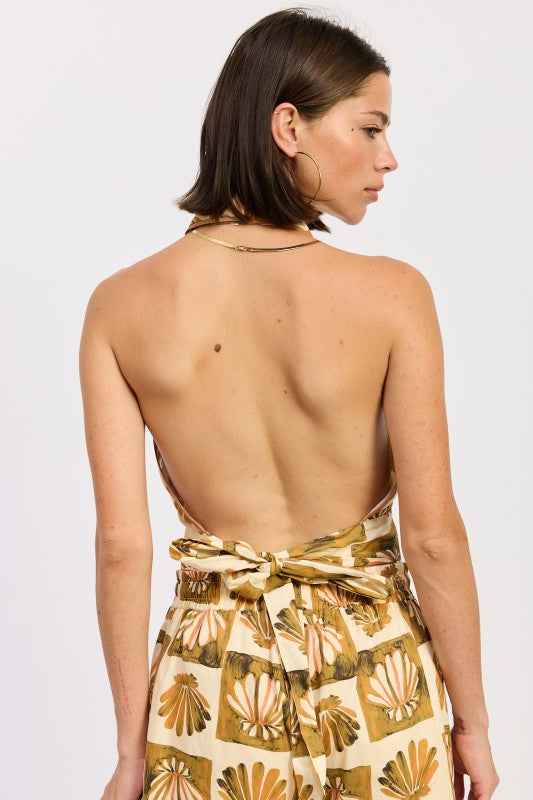 HIGH COLLARED BACKLESS HALTER TOP