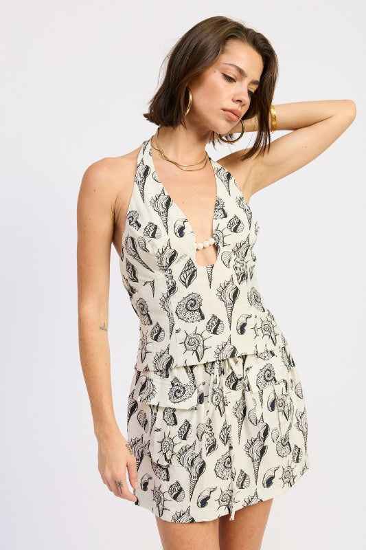 LOW RISE PATCHED POCKET MINI SKIRT