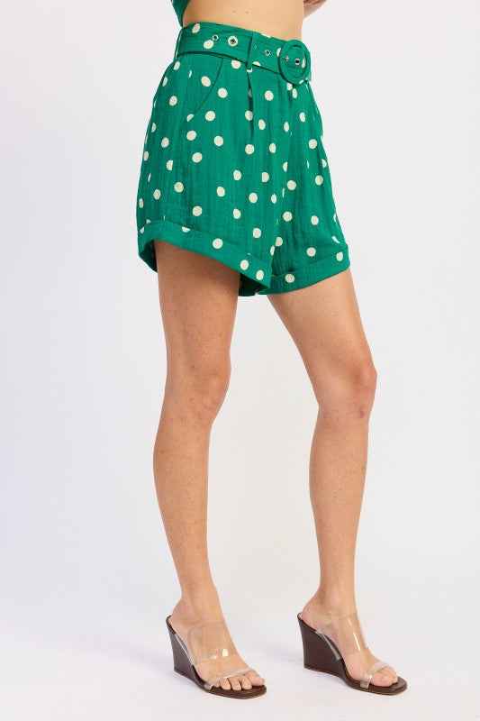 CUFFED HEM BELTED SHORTS