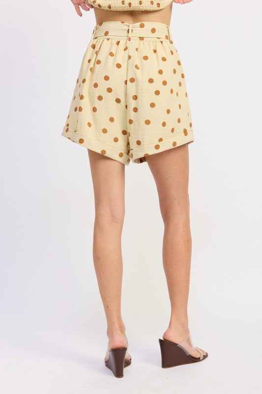 CUFFED HEM BELTED SHORTS