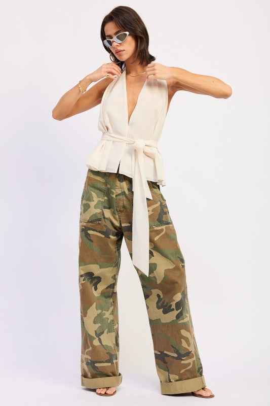 HALTER BACKLESS SCARF TOP