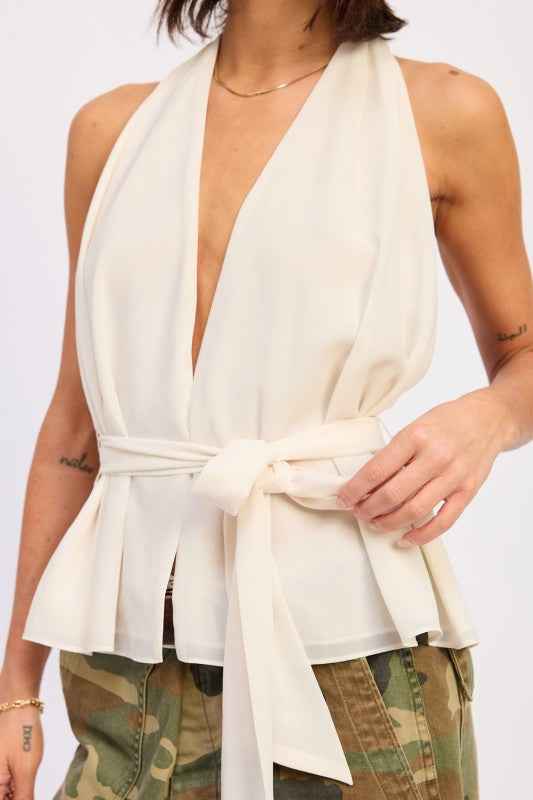 HALTER BACKLESS SCARF TOP