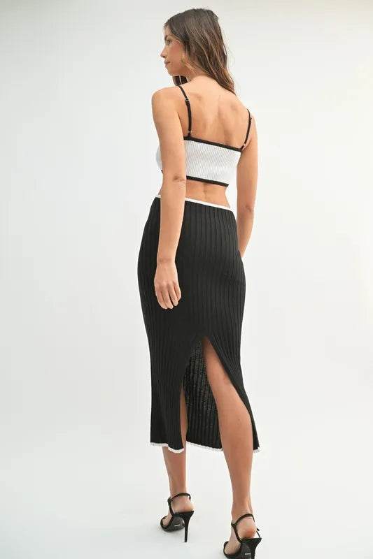 Ribbed Knit Color Block Dress with Cutout - Stylish Midi Dress - Akana Style