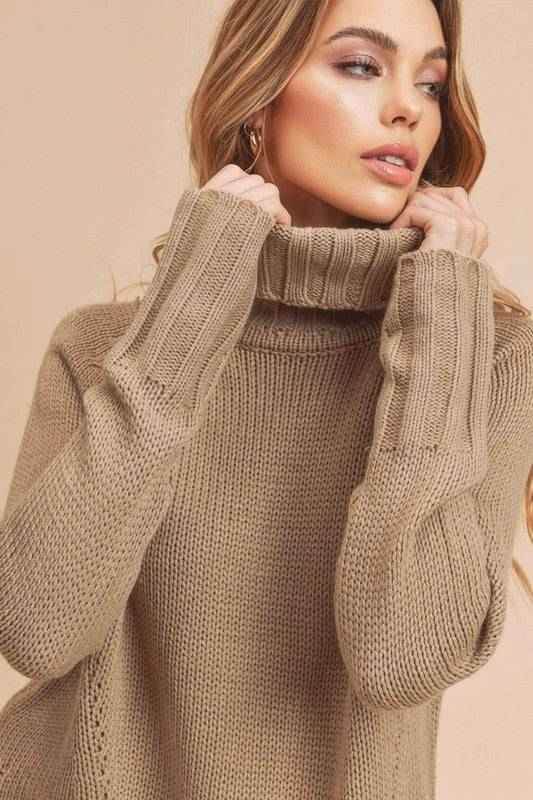 Danica Sweater - Akana Style