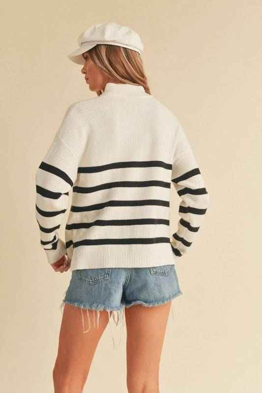 Daffie Sweater - Akana Style