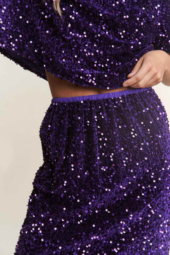 Sequin Midi Skirt with Back Slit for Elegant Style - Akana Style